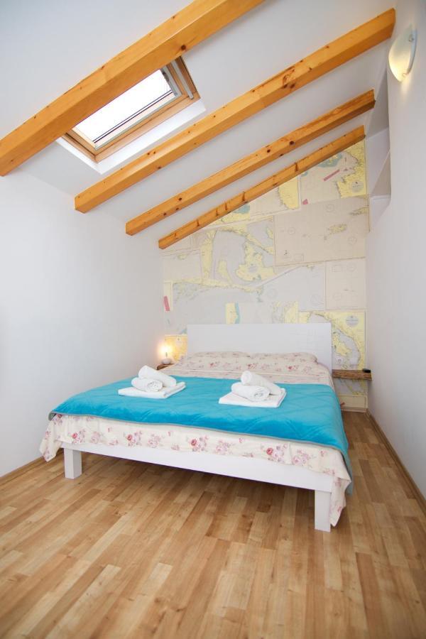 House 4 Rent Laura Lejlighed Mali Lošinj Eksteriør billede